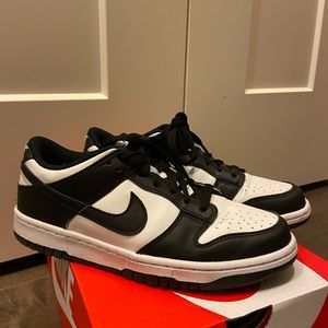 Nike Dunk Low Panda